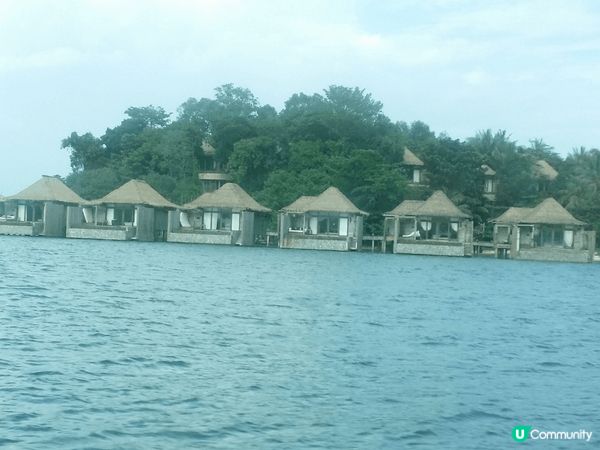 Cambodia 小島！要轉內陸機再轉船！雖然好轉接！但係好...