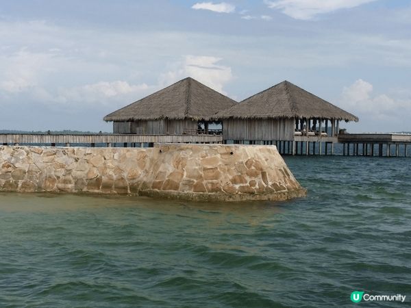 Cambodia 小島！要轉內陸機再轉船！雖然好轉接！但係好...