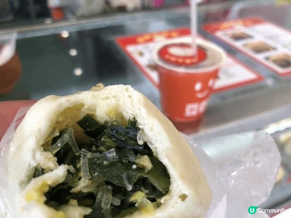 台北夜市多姿多彩，好多街頭小食，我試咗好多款台灣地道美食，絕...