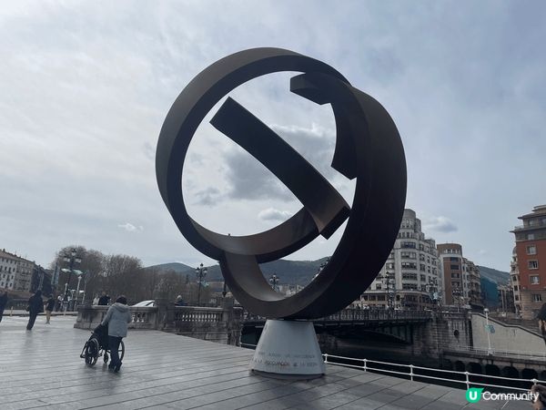 西班牙不愧為藝術之都，巨型八足蜘蛛望落好嚇人，但係成個旅程藝...