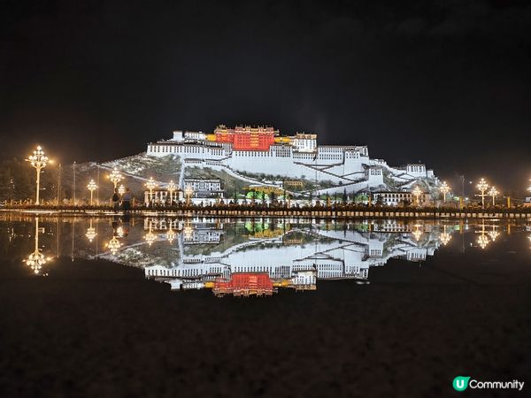 飛行時俯瞰雪山