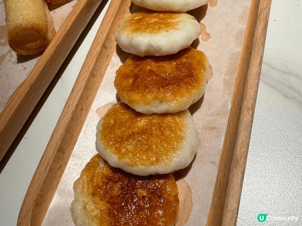 深圳美食豐富多樣，有皮脆肉嫩的碌鵝，咸蛋香羅士氏蝦，酥脆炸鮮...