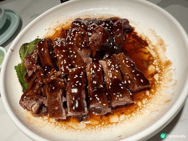 深圳美食豐富多樣，有皮脆肉嫩的碌鵝，咸蛋香羅士氏蝦，酥脆炸鮮...