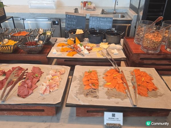 深圳南山香格里拉既semi buffet 甜品同冷盤任食，至...