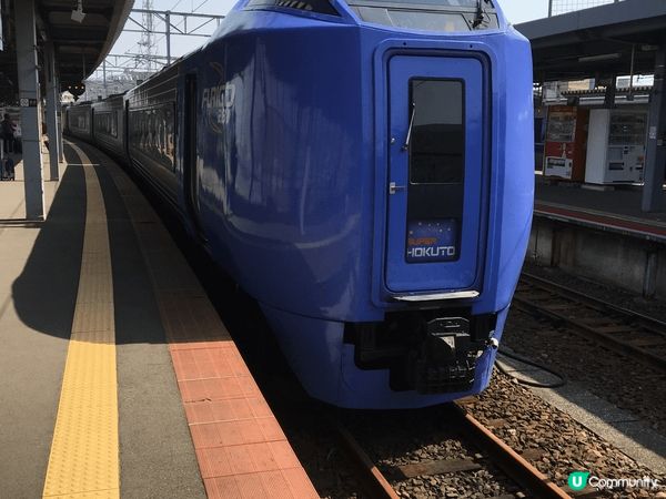 愛上北海道的寧靜，北海道好像有一種特別的浪漫感覺，從城堡到鐵...