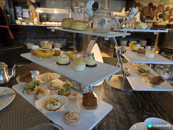 第一張相是去尖沙咀Gateway食新推出嘅檸檬狂想曲下午茶t...