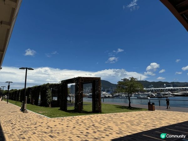 觀塘海濱同鯉魚門休憩公園，日頭去又可以曬太陽吹吓海風 ref...