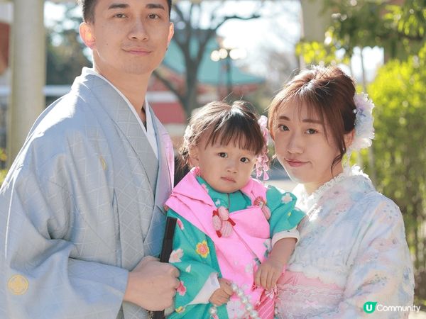 喜歡帶女兒到世界各地不同地方遊玩，