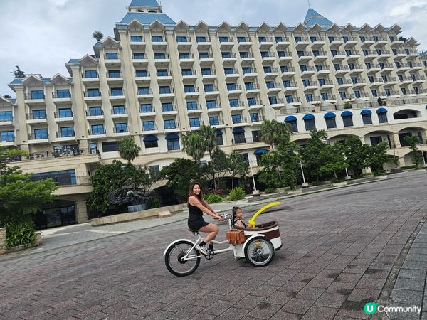 台灣基隆海灘小寶幼稚園畢業，外拍畢業全家福相片