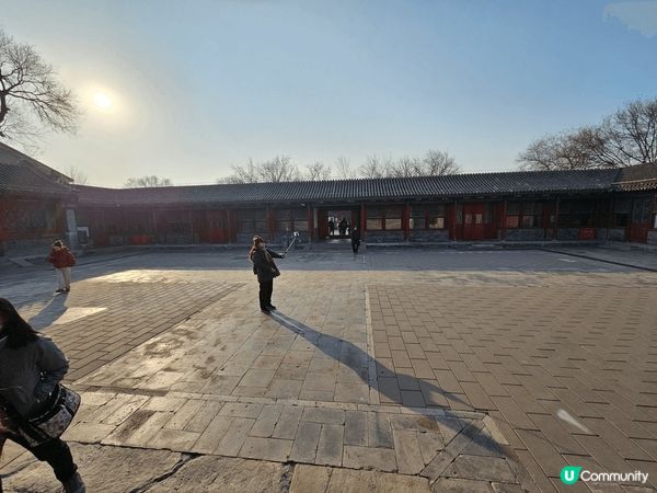 上年農曆新年，帶同小兒親訪國家首都北京，四出參觀明山大川，古...