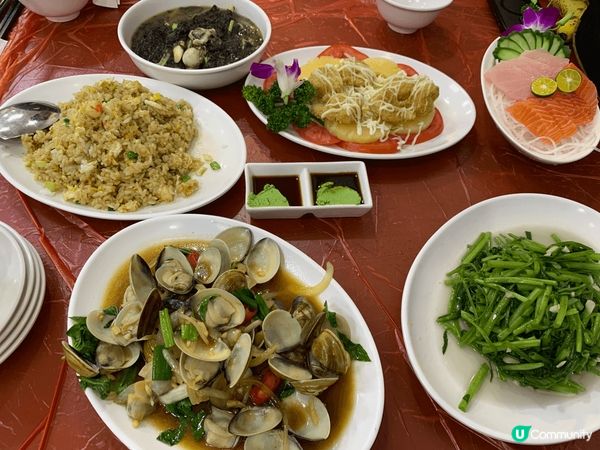 1. 美食假期！魯肉飯 vs 海鮮炒飯🤤 邊樣好食？