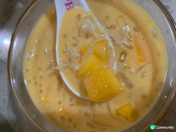 香港首創甜品～～楊枝甘露，芒果甜，西米滑椰汁香，柚子多汁，自...