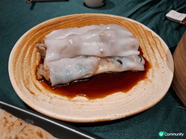 三兩知己約埋去飲茶，嘆吓一盅兩件，談天說地，時間好快就過去了...