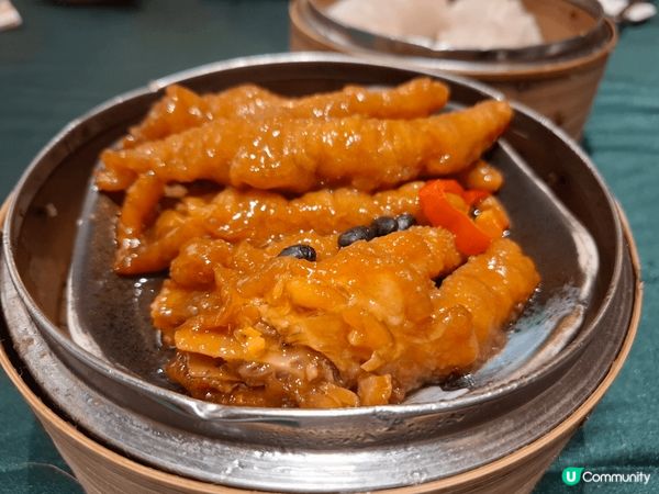 三兩知己約埋去飲茶，嘆吓一盅兩件，談天說地，時間好快就過去了...