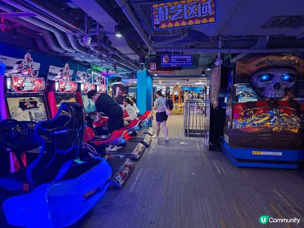 今次分享位於羅湖東門近老街地鐵站C出口的核客電玩城，我地四個...