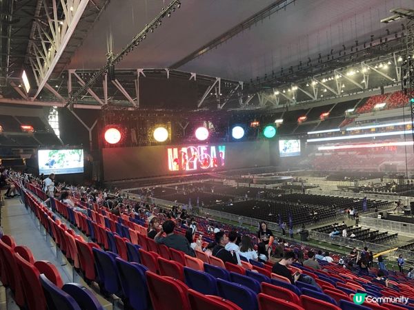 啟德體育園主場館，感受一下新場館可容納約5萬名觀眾的氣派，影...