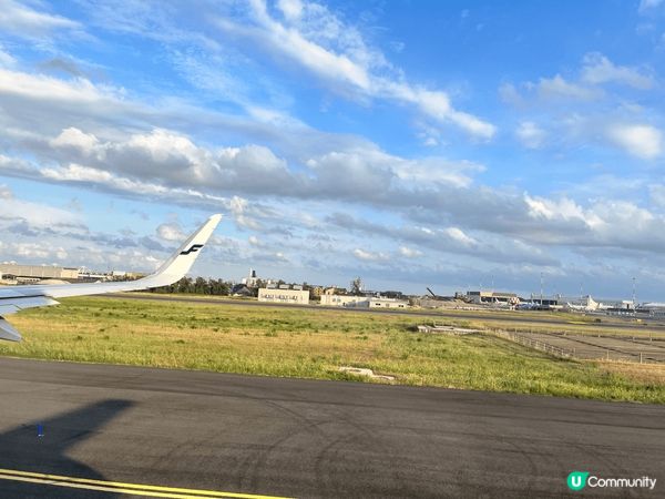 雲朵上的夕陽，搭飛機從意大利機場起飛時剛剛好遇上日落，趁機拍...