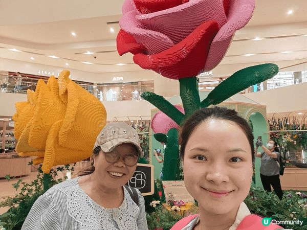 香港島打卡熱點- 太古坊！ 商場與 lego 合作於商場大堂...