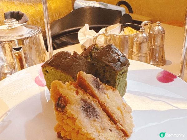 今次去咗文華東方酒店食個afternoon tea，以甜食為...