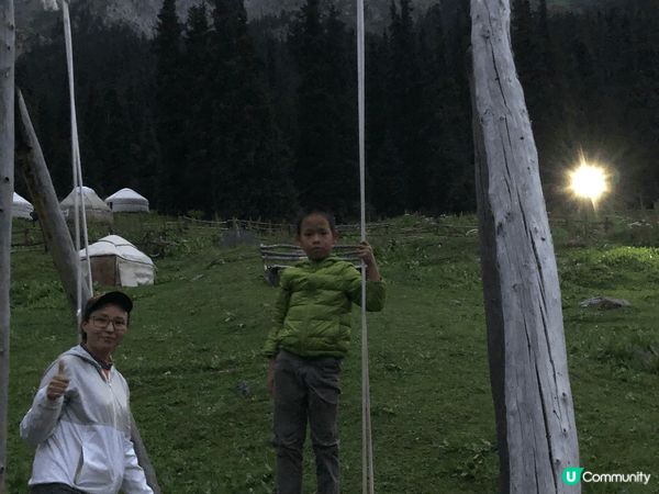 吉爾吉斯坦海拔4500米高騎馬、住蒙古包、玩傳统2人秋千