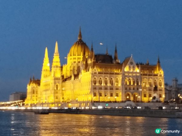 捷克·一個令人讚嘆且驚艶的國家，目不暇己的景色映入眼簾，不同...