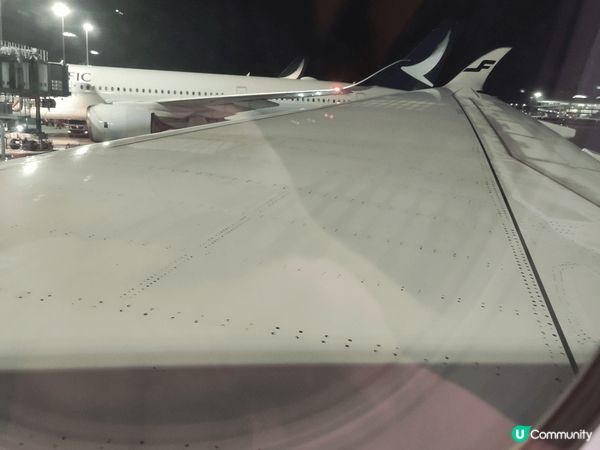 前往芬蘭旭日初升，感覺十分寧靜，避免上完全感受不到這個景觀~...