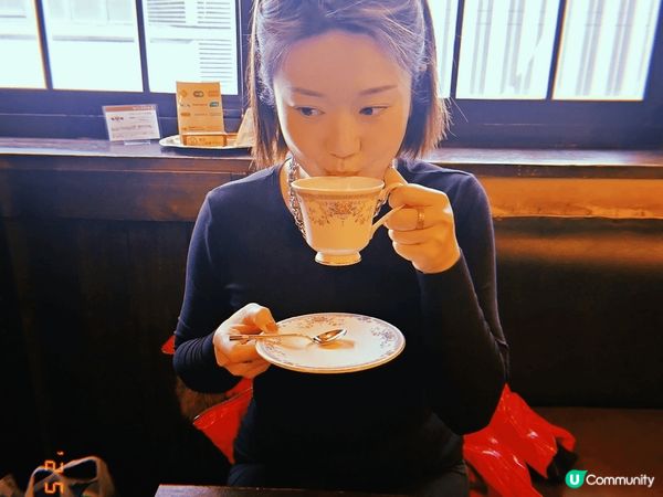 在日本和家人朋友到處飲飲食食。
