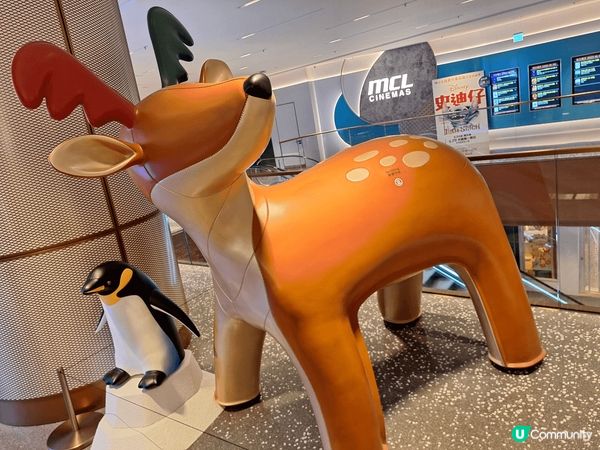 夏日去Airsides打卡，享受美食和時尚購物，拍下絢麗的照...