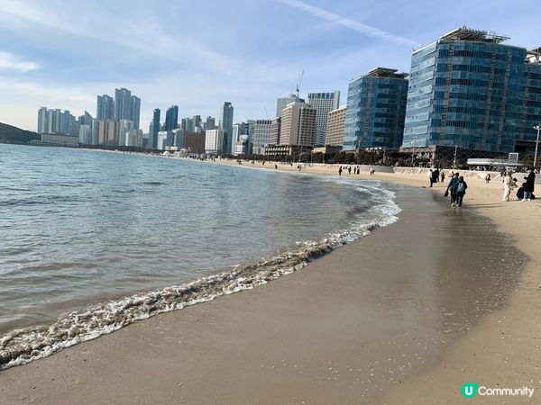 今次去咗釜山最出名嘅觀光景點 海雲台 本身諗住book膠囊小...