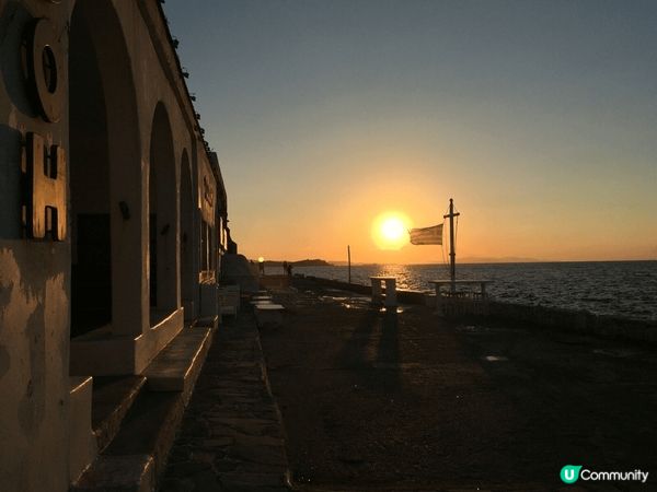 希臘 Santorini 聖托里尼島 壯觀的海景配上有名的藍...