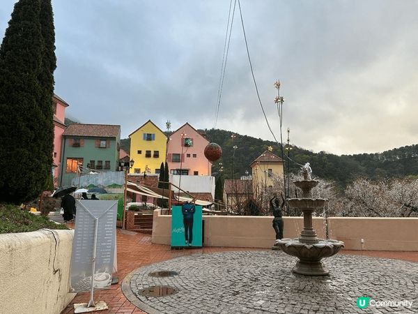 首爾的法國村真是一個打卡的好地方。到處也適合打卡，沿路易逛。...