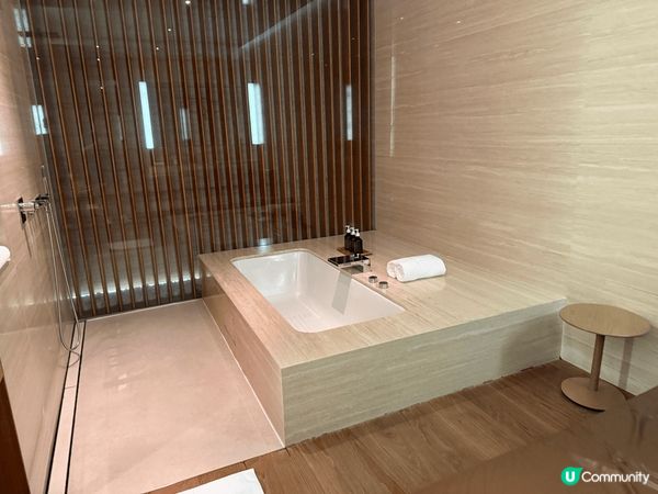 一個很特別的日子，國泰香港機場貴賓變動的一日。當日 The ...