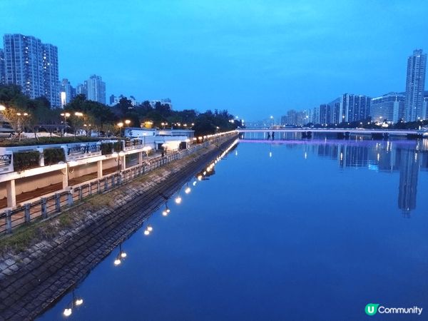 沙田城門河兩岸的黃昏影色，如去外國的地區一樣美麗，打卡可有詩...