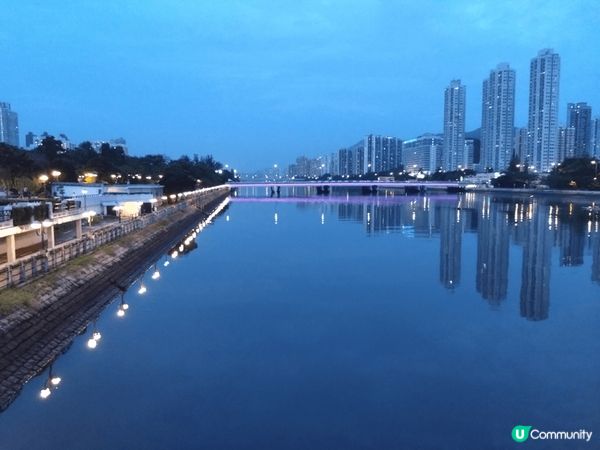 沙田城門河兩岸的黃昏影色，如去外國的地區一樣美麗，打卡可有詩...