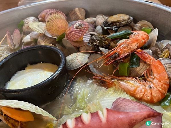 首爾麻浦站海鮮巨型海鮮鍋！🤩 爆汁貝類超正！🤤