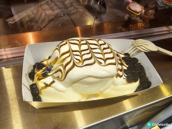 我第1次食呢間am.pm既招牌甜品，黑糖厚鮮奶梳乎厘3件，即...