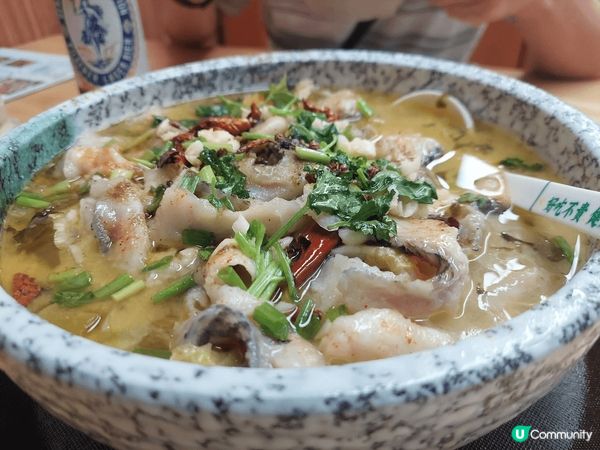 土瓜灣隱世小店，適逢大雨晚上無謂四圍去，品嚐推薦酸菜魚，鱸魚...