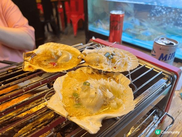 嘩！生猛大蝦呀！嘩！新鮮帶子呀！岩岩考完試，當然要擦餐勁啦！...