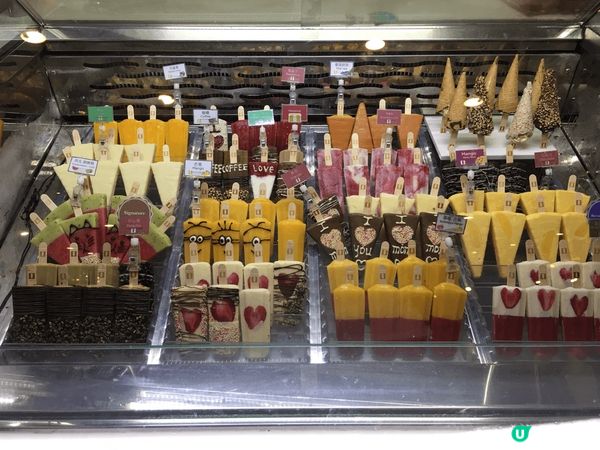 位於泰國Asok站 T21商場的甜品店!