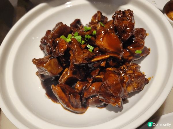 性價比超高的綠茶真心物美價廉，一踏入餐廳，瞬間被一股綠意盎然...