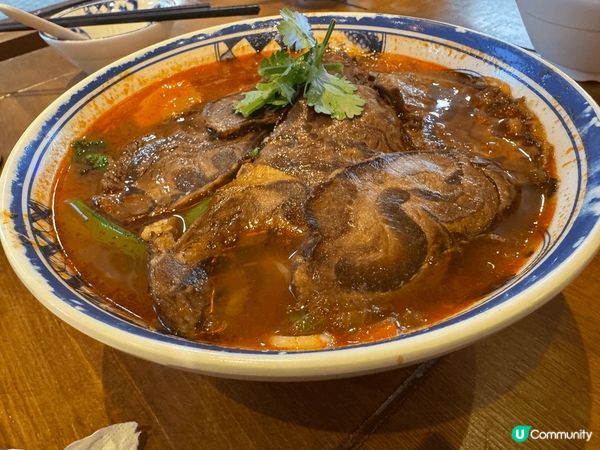 夜晚9點經過九龍灣淘大想揾宵夜醫肚，呢間台式料理第一次食，坐...