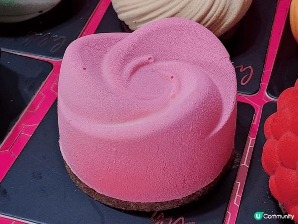 yyy house of cakes啲蛋糕真係靚到尖叫！個個...