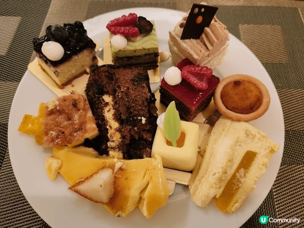 尖沙咀Marco Polo 咖啡廳， 地點方便； Eatig...