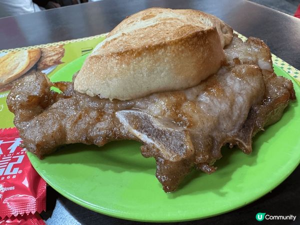 澳門大利來記豬扒包總店永遠都係人頭湧湧，厚厚豬扒又大又熱，麵...