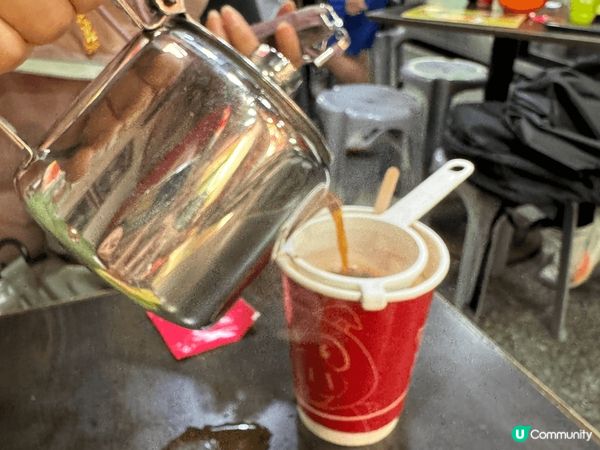 澳門大利來記豬扒包總店永遠都係人頭湧湧，厚厚豬扒又大又熱，麵...