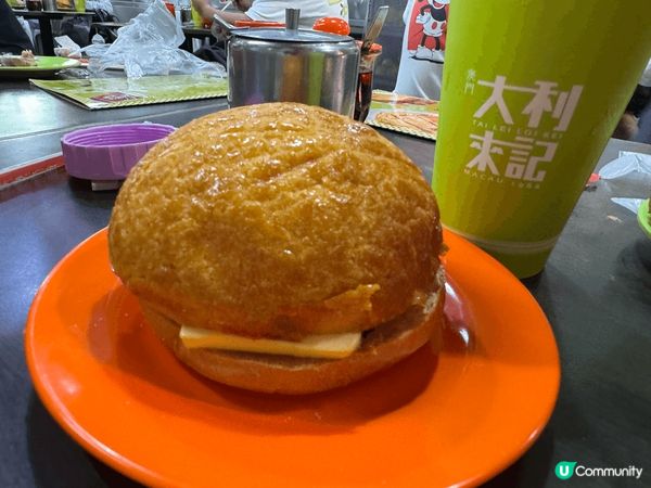 澳門大利來記豬扒包總店永遠都係人頭湧湧，厚厚豬扒又大又熱，麵...