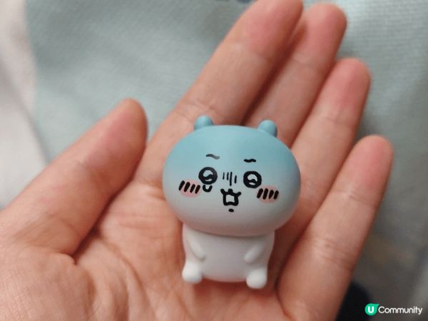 這是尖沙咀維港邊的chiikawa打卡點超治癒！三隻色彩繽紛...