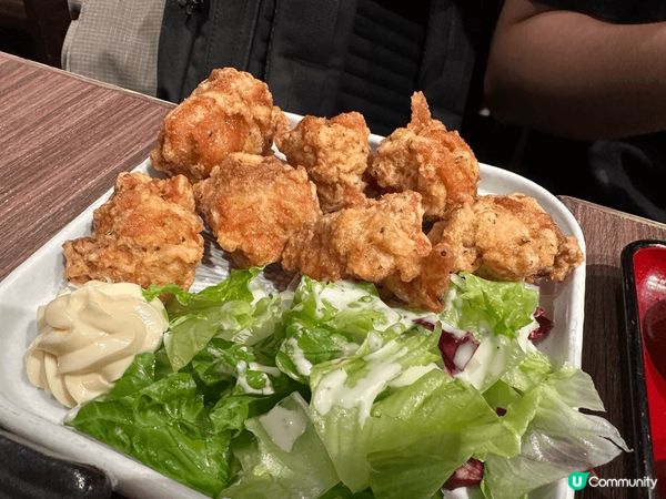 尖沙咀稻庭養助，晚上氣氛很好，推薦食物：天婦羅稻庭冷烏冬和燒...