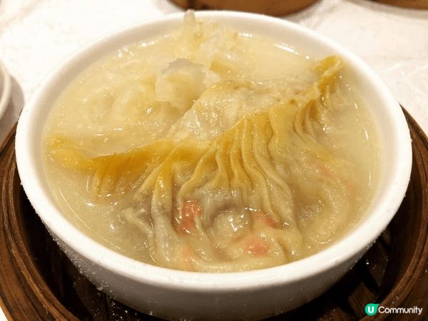 茶皇殿- 杏汁花膠灌湯餃夠誠意，椰皇雙皮奶熱辣辣惹味，其他點...