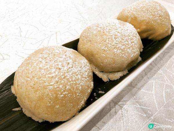 茶皇殿- 杏汁花膠灌湯餃夠誠意，椰皇雙皮奶熱辣辣惹味，其他點...